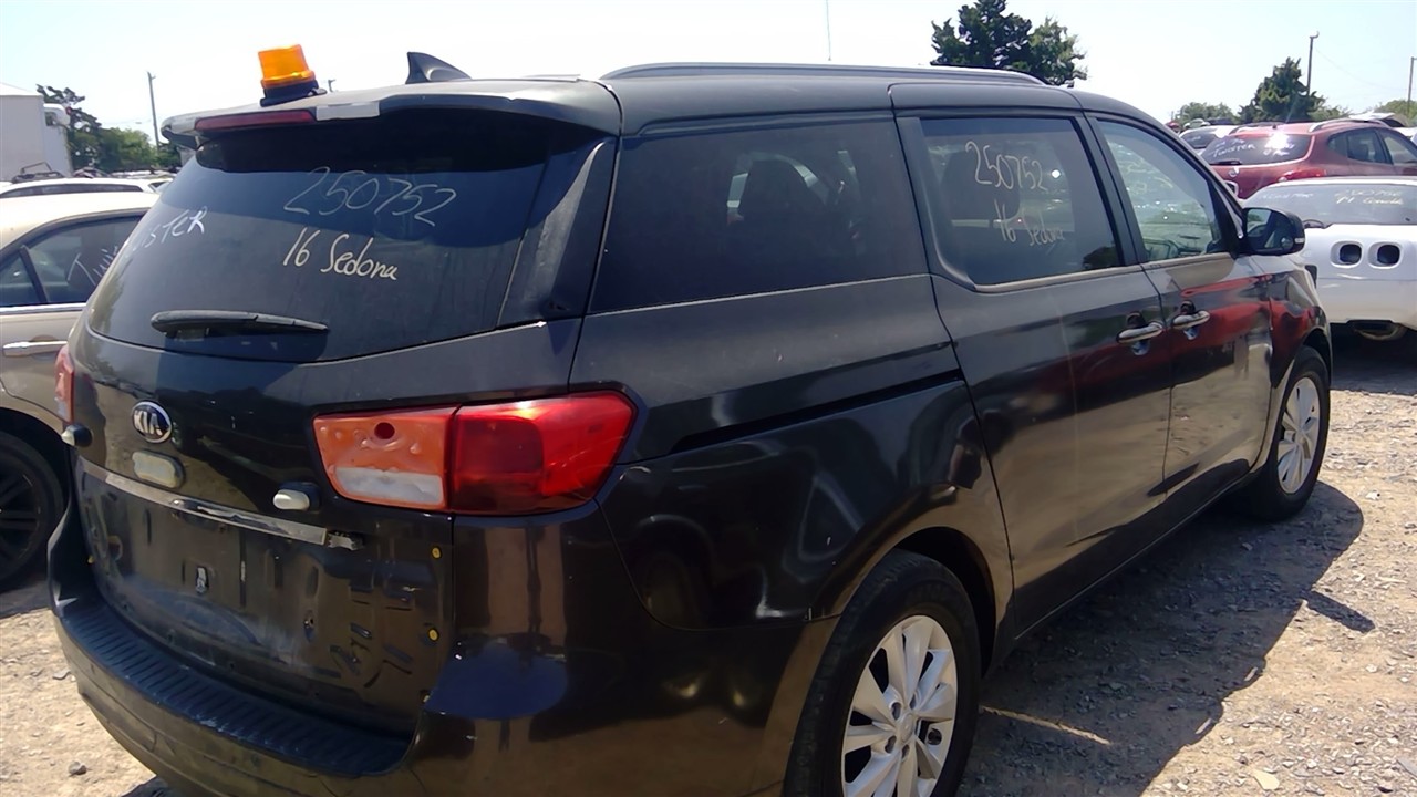 https://f005.backblazeb2.com/file/img-partshotlines-com/Inventory/EX366/Vehicle/10623_07.jpg