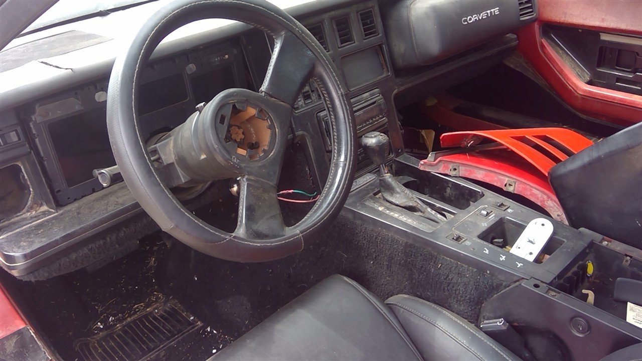 https://f005.backblazeb2.com/file/img-partshotlines-com/Inventory/EX366/Vehicle/10626_01.jpg