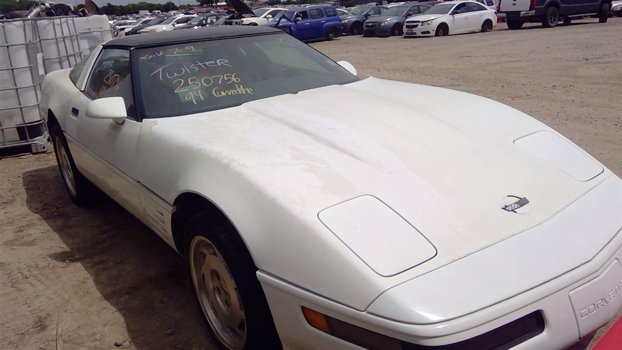 https://f005.backblazeb2.com/file/img-partshotlines-com/Inventory/EX366/Vehicle/10627_05.jpg