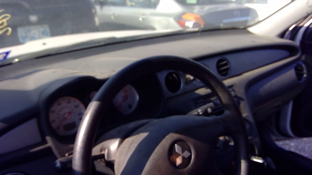 https://f005.backblazeb2.com/file/img-partshotlines-com/Inventory/EX366/Vehicle/10631_03.jpg