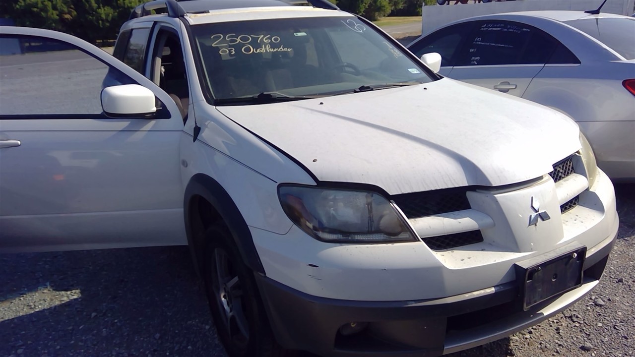 https://f005.backblazeb2.com/file/img-partshotlines-com/Inventory/EX366/Vehicle/10631_06.jpg