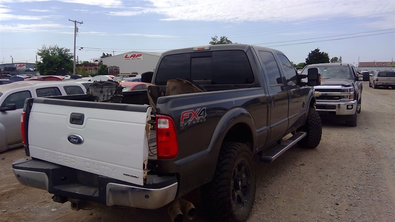 https://f005.backblazeb2.com/file/img-partshotlines-com/Inventory/EX366/Vehicle/10651_10.jpg