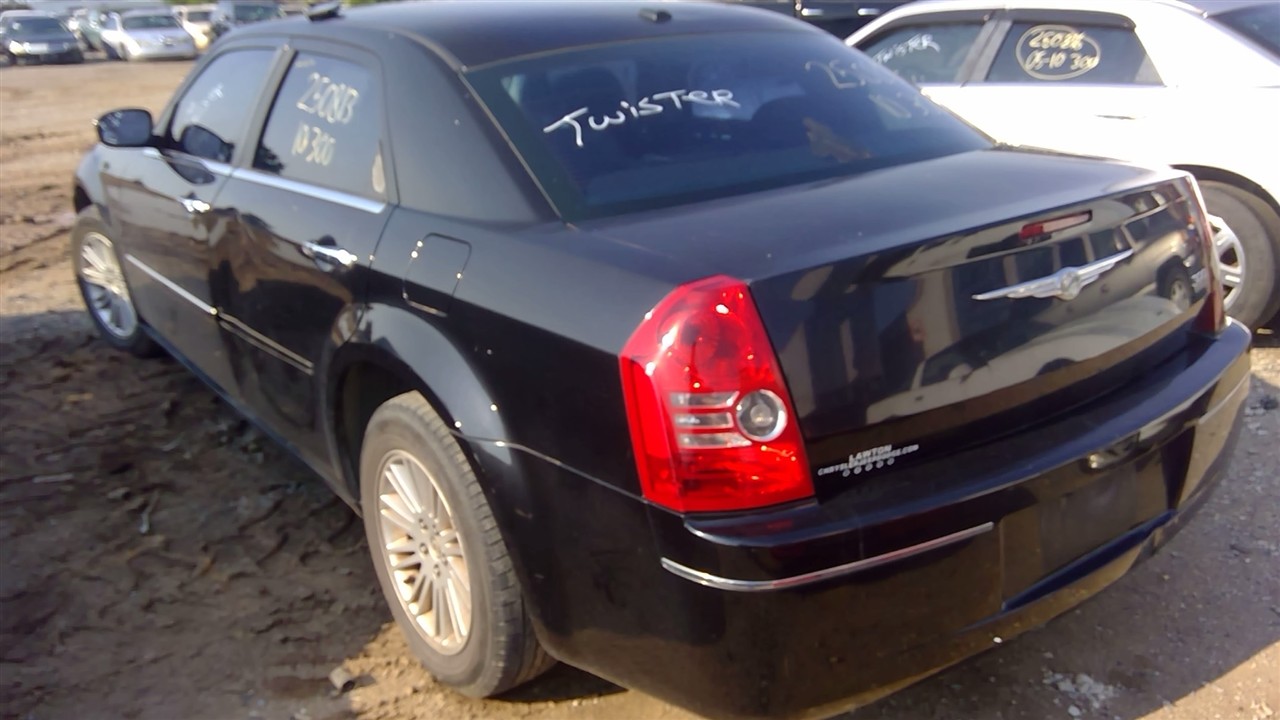https://f005.backblazeb2.com/file/img-partshotlines-com/Inventory/EX366/Vehicle/10683_10.jpg