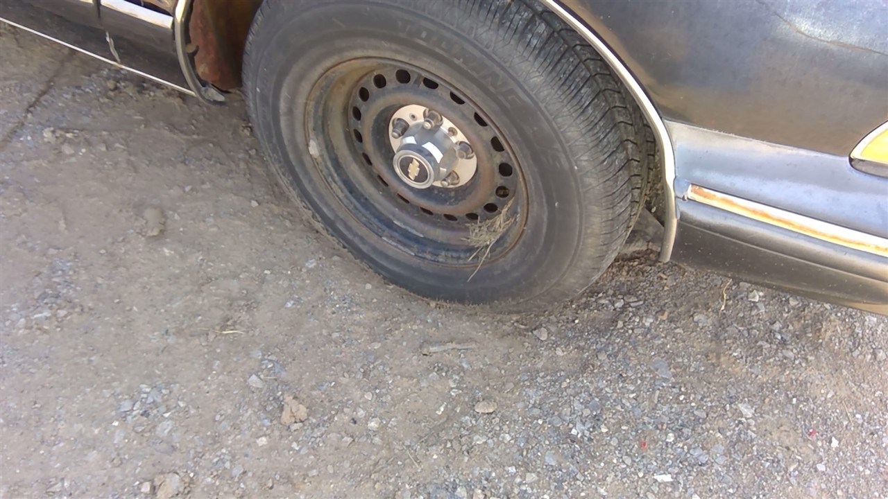 https://f005.backblazeb2.com/file/img-partshotlines-com/Inventory/EX366/Vehicle/10724_07.jpg