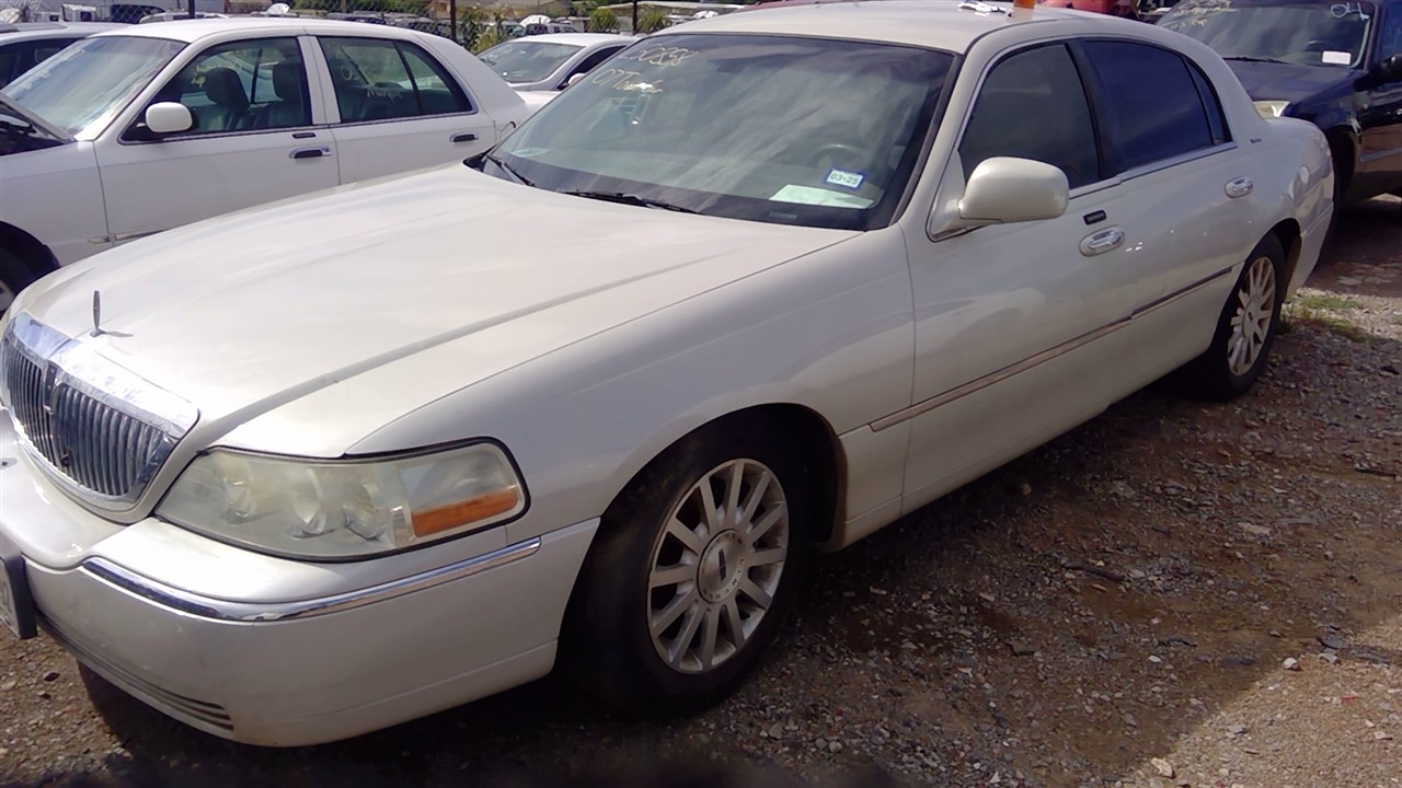 https://f005.backblazeb2.com/file/img-partshotlines-com/Inventory/EX366/Vehicle/10729_03.jpg