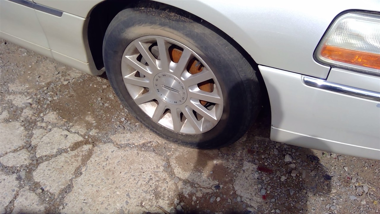 https://f005.backblazeb2.com/file/img-partshotlines-com/Inventory/EX366/Vehicle/10729_05.jpg