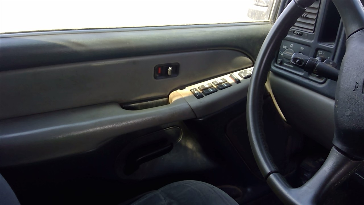 https://f005.backblazeb2.com/file/img-partshotlines-com/Inventory/EX366/Vehicle/10748_02.jpg
