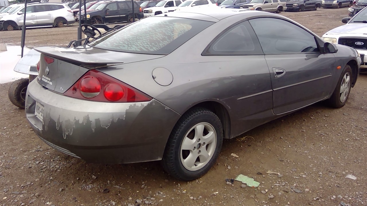https://f005.backblazeb2.com/file/img-partshotlines-com/Inventory/EX366/Vehicle/10766_06.jpg
