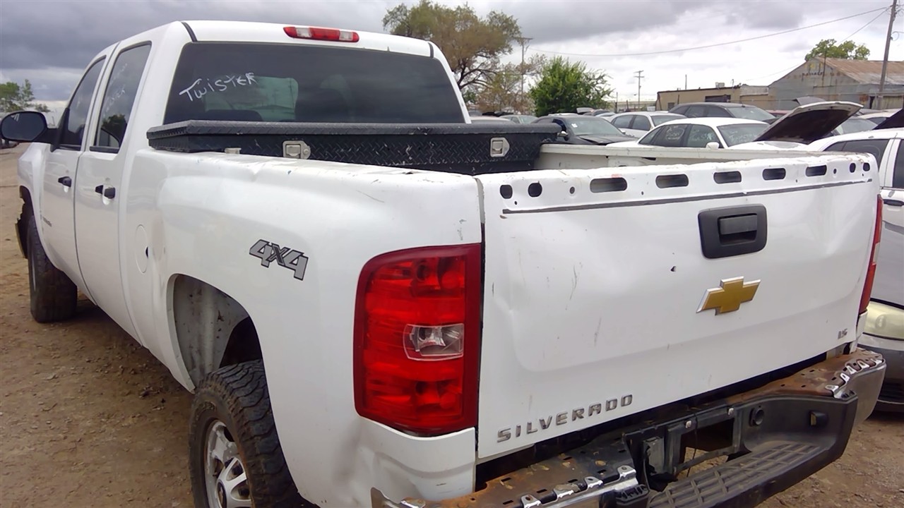 https://f005.backblazeb2.com/file/img-partshotlines-com/Inventory/EX366/Vehicle/10788_09.jpg