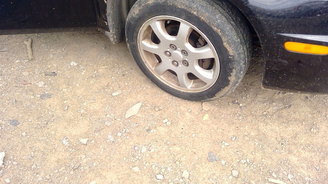 https://f005.backblazeb2.com/file/img-partshotlines-com/Inventory/EX366/Vehicle/10803_08.jpg