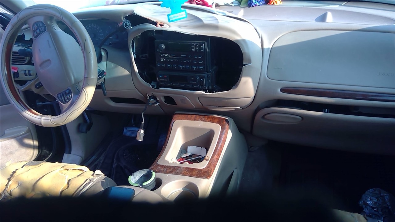 https://f005.backblazeb2.com/file/img-partshotlines-com/Inventory/EX366/Vehicle/10820_01.jpg