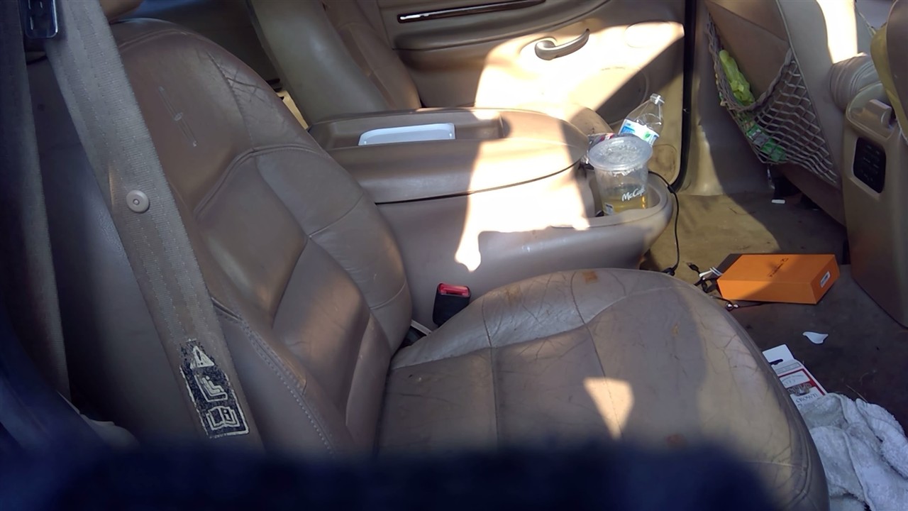 https://f005.backblazeb2.com/file/img-partshotlines-com/Inventory/EX366/Vehicle/10820_02.jpg