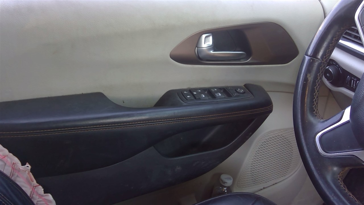 https://f005.backblazeb2.com/file/img-partshotlines-com/Inventory/EX366/Vehicle/10828_03.jpg