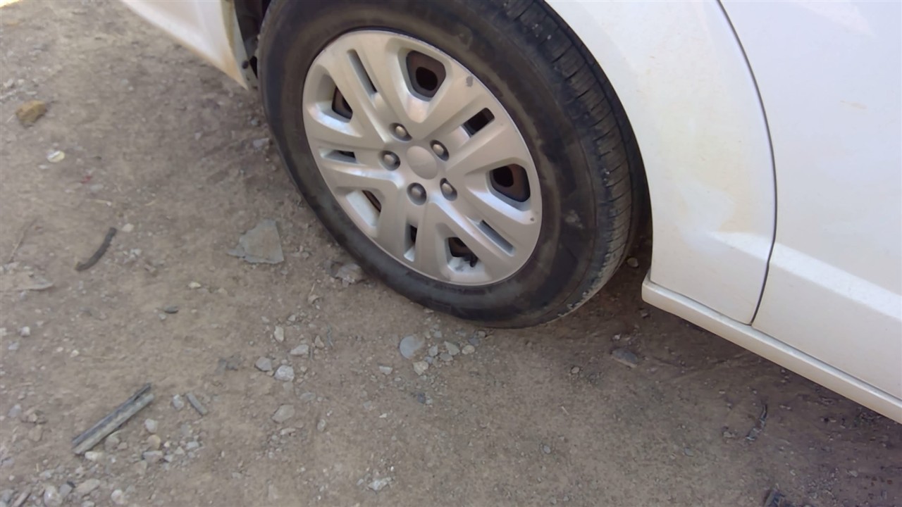https://f005.backblazeb2.com/file/img-partshotlines-com/Inventory/EX366/Vehicle/10841_05.jpg