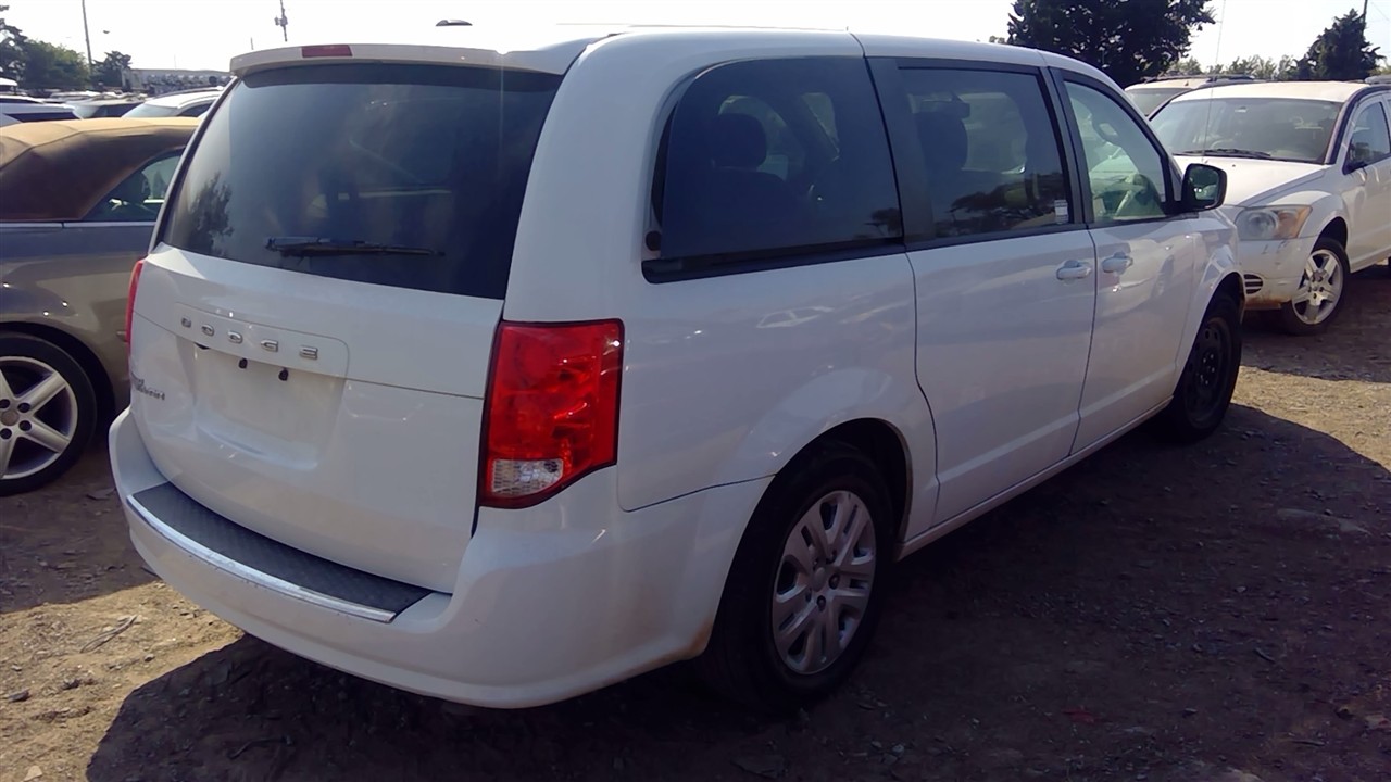 https://f005.backblazeb2.com/file/img-partshotlines-com/Inventory/EX366/Vehicle/10841_06.jpg