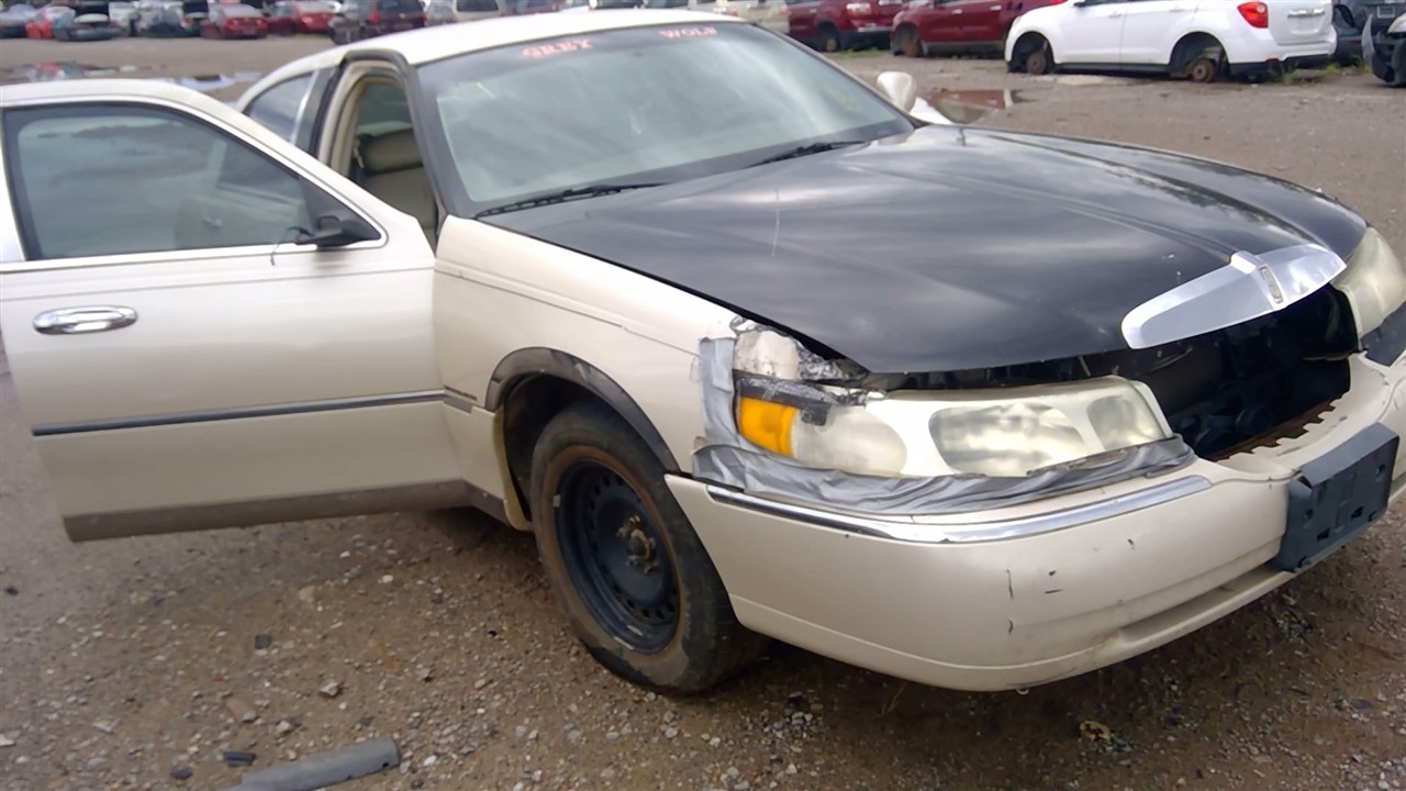 https://f005.backblazeb2.com/file/img-partshotlines-com/Inventory/EX366/Vehicle/10863_06.jpg