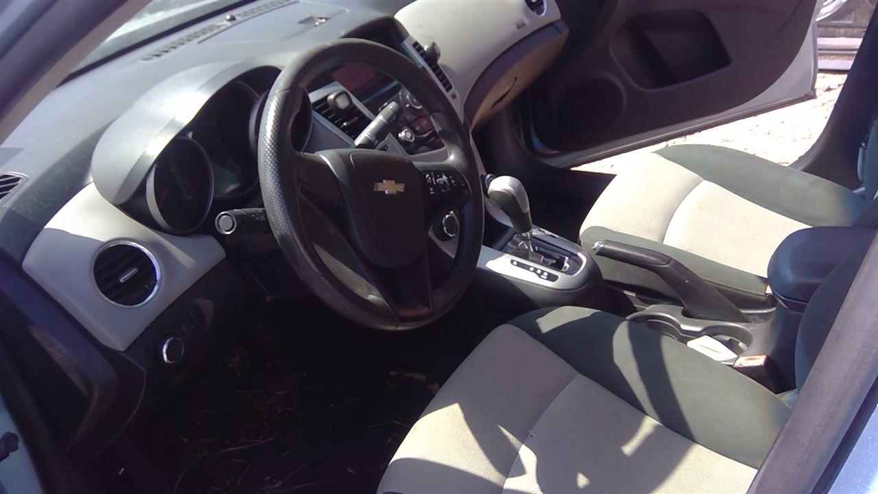https://f005.backblazeb2.com/file/img-partshotlines-com/Inventory/EX366/Vehicle/10880_04.jpg