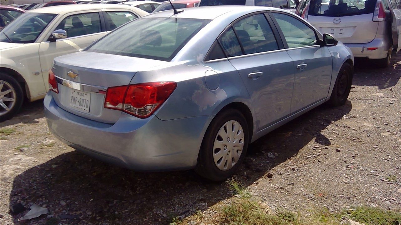https://f005.backblazeb2.com/file/img-partshotlines-com/Inventory/EX366/Vehicle/10880_07.jpg