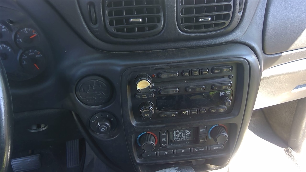 https://f005.backblazeb2.com/file/img-partshotlines-com/Inventory/EX366/Vehicle/10888_01.jpg