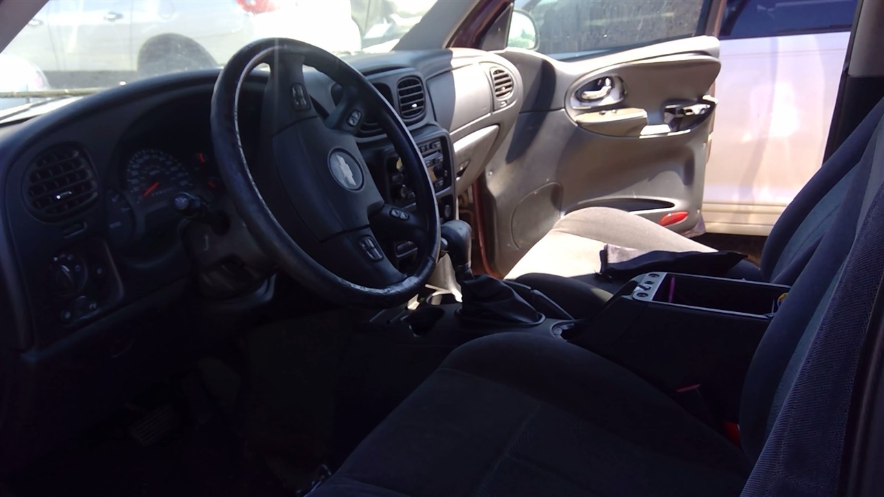 https://f005.backblazeb2.com/file/img-partshotlines-com/Inventory/EX366/Vehicle/10888_04.jpg