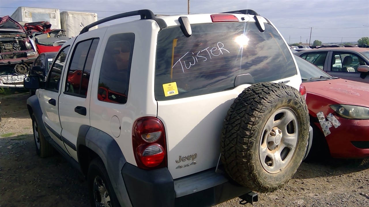 https://f005.backblazeb2.com/file/img-partshotlines-com/Inventory/EX366/Vehicle/10897_09.jpg