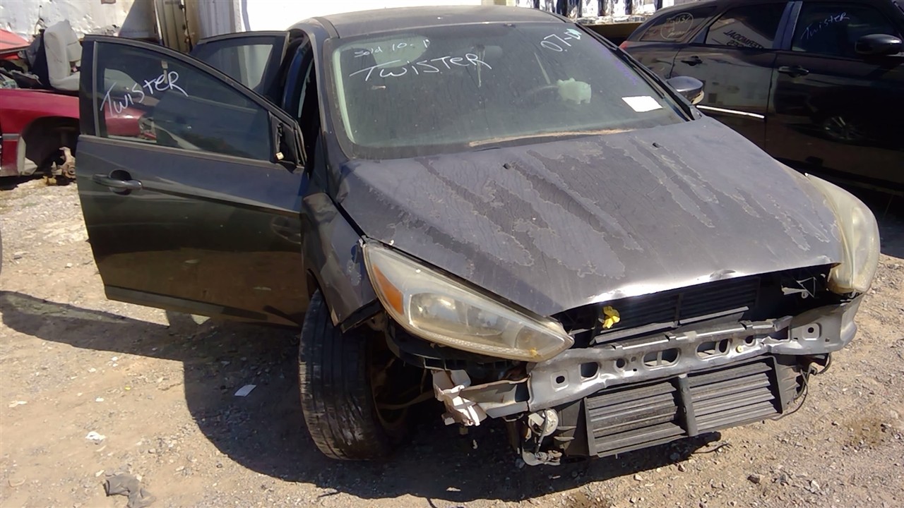 https://f005.backblazeb2.com/file/img-partshotlines-com/Inventory/EX366/Vehicle/10909_06.jpg