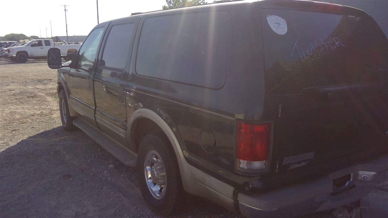 https://f005.backblazeb2.com/file/img-partshotlines-com/Inventory/EX366/Vehicle/10910_09.jpg