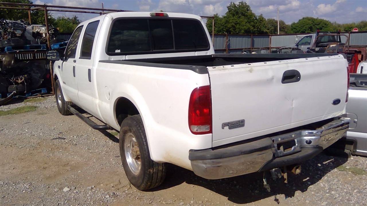 https://f005.backblazeb2.com/file/img-partshotlines-com/Inventory/EX366/Vehicle/10917_07.jpg