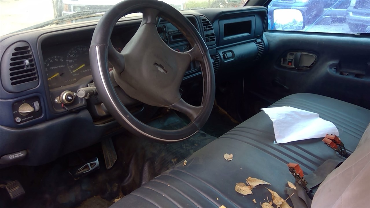 https://f005.backblazeb2.com/file/img-partshotlines-com/Inventory/EX366/Vehicle/10928_04.jpg