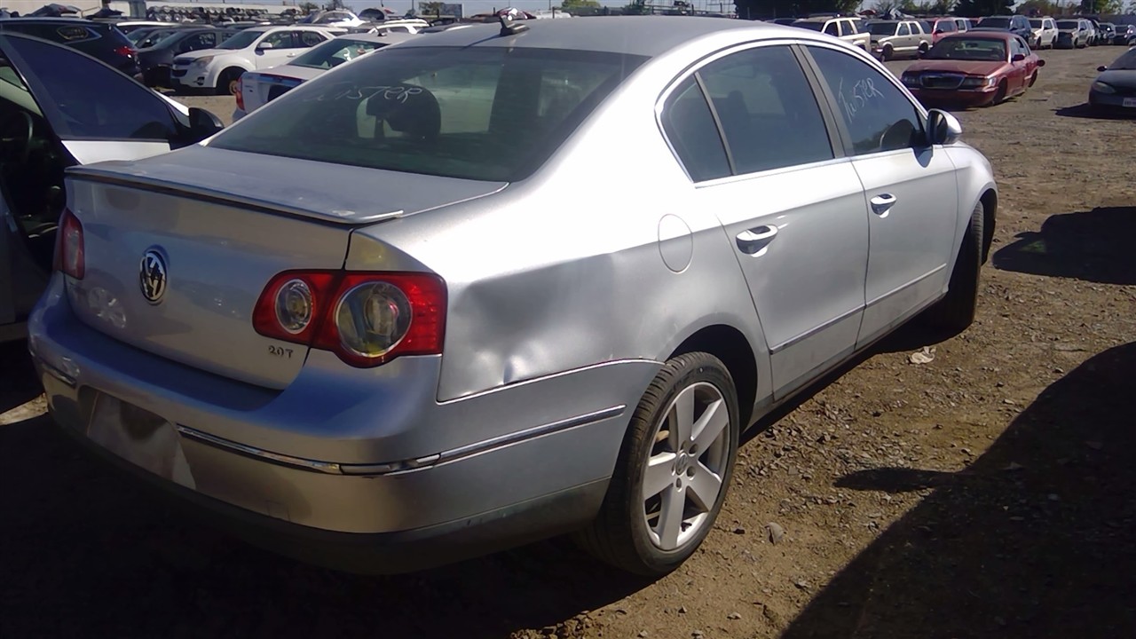 https://f005.backblazeb2.com/file/img-partshotlines-com/Inventory/EX366/Vehicle/10954_09.jpg