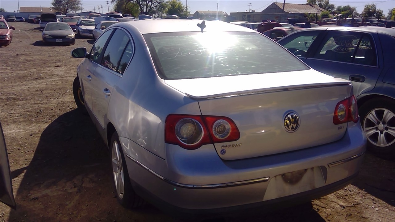 https://f005.backblazeb2.com/file/img-partshotlines-com/Inventory/EX366/Vehicle/10954_10.jpg