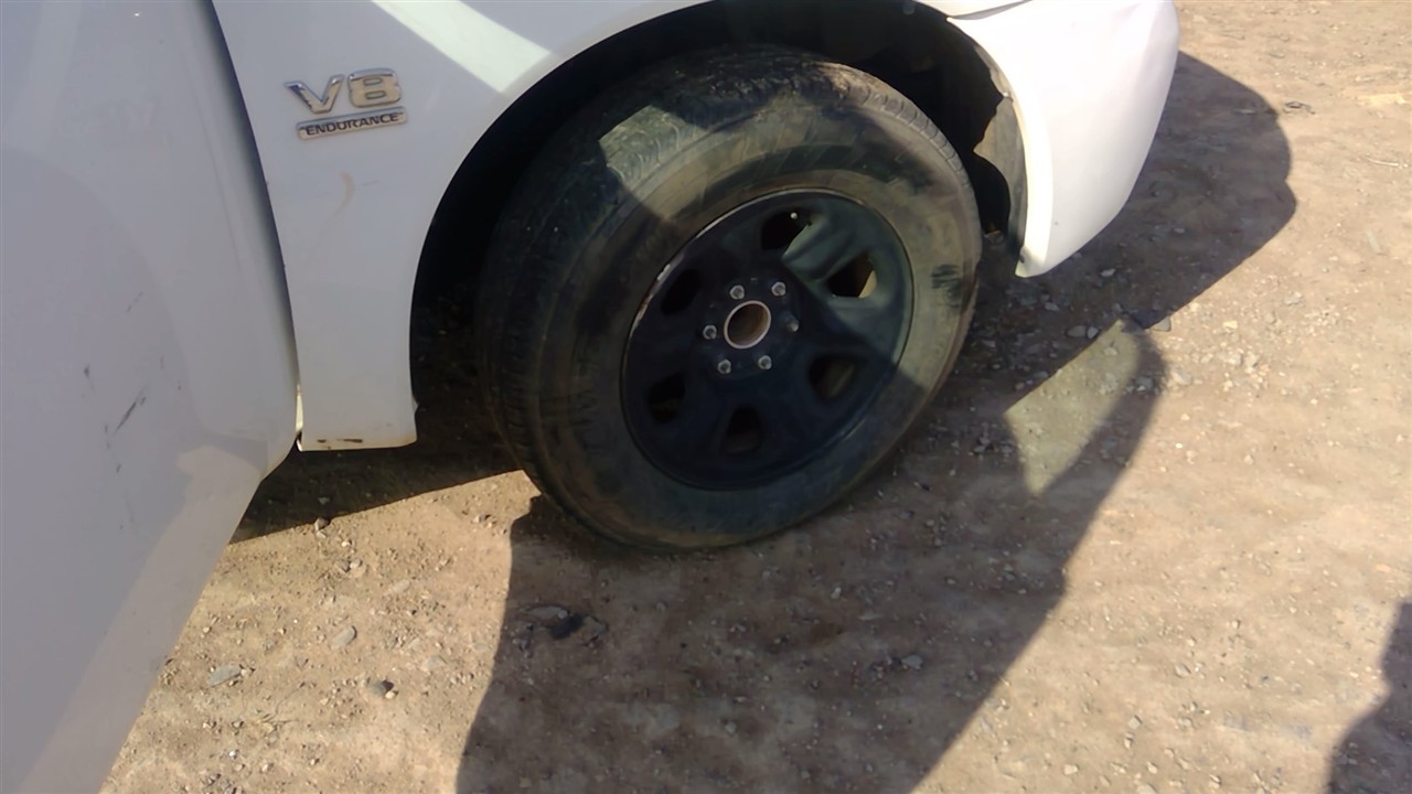 https://f005.backblazeb2.com/file/img-partshotlines-com/Inventory/EX366/Vehicle/10962_07.jpg
