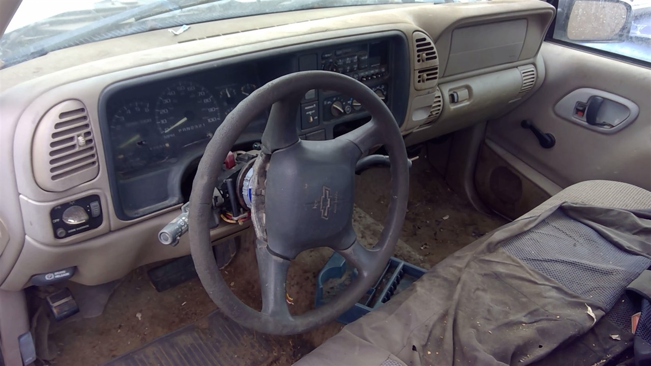 https://f005.backblazeb2.com/file/img-partshotlines-com/Inventory/EX366/Vehicle/10965_01.jpg