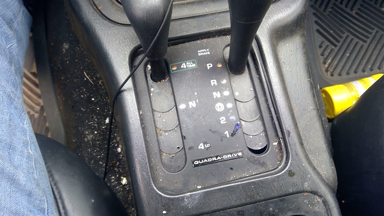 https://f005.backblazeb2.com/file/img-partshotlines-com/Inventory/EX366/Vehicle/10966_03.jpg
