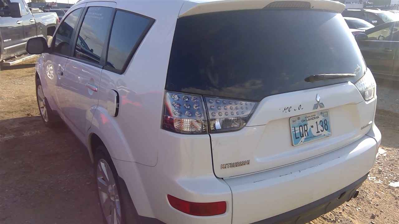 https://f005.backblazeb2.com/file/img-partshotlines-com/Inventory/EX366/Vehicle/10979_09.jpg