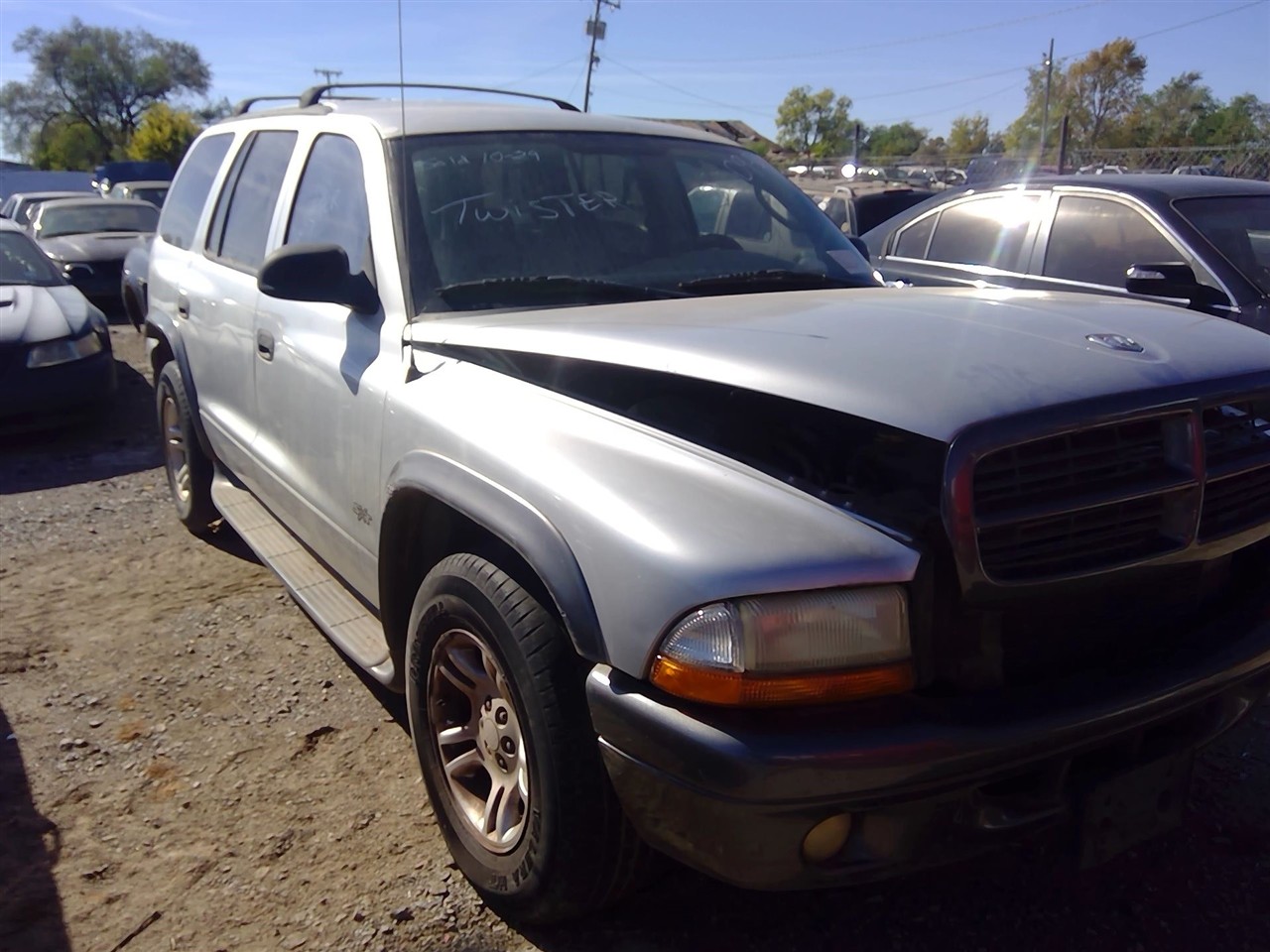 https://f005.backblazeb2.com/file/img-partshotlines-com/Inventory/EX366/Vehicle/10992_07.jpg