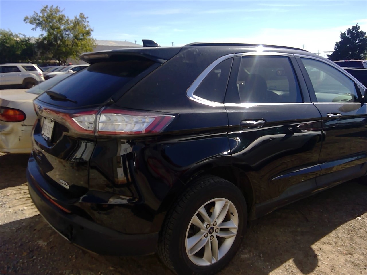 https://f005.backblazeb2.com/file/img-partshotlines-com/Inventory/EX366/Vehicle/10999_08.jpg
