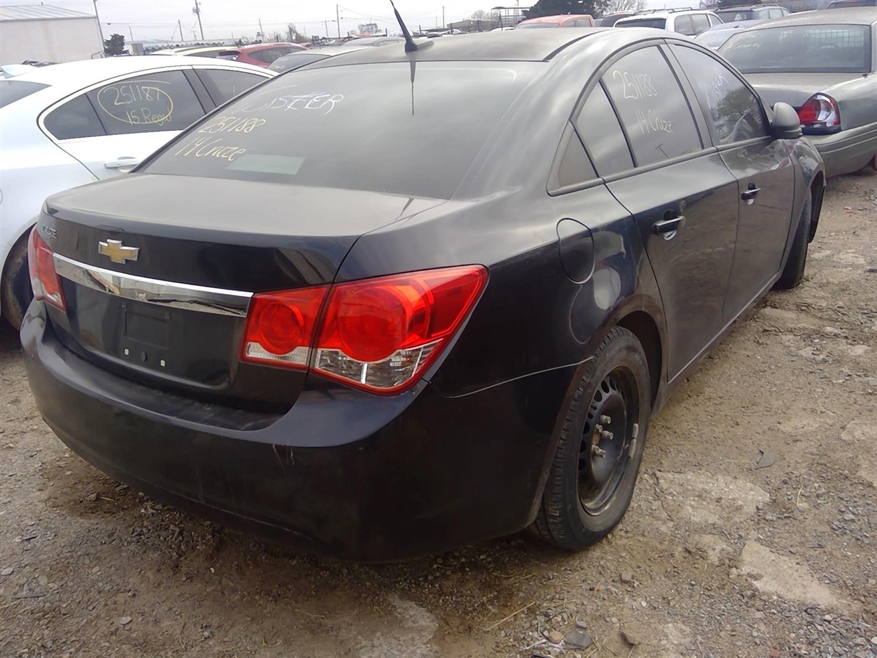 https://f005.backblazeb2.com/file/img-partshotlines-com/Inventory/EX366/Vehicle/11065_06.jpg