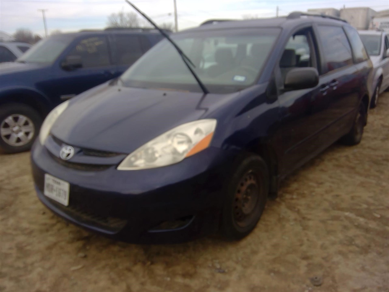 https://f005.backblazeb2.com/file/img-partshotlines-com/Inventory/EX366/Vehicle/11086_03.jpg