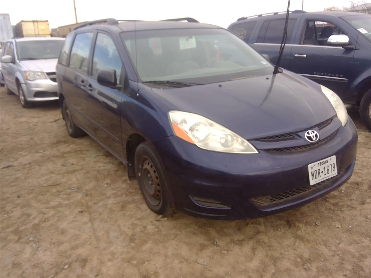 https://f005.backblazeb2.com/file/img-partshotlines-com/Inventory/EX366/Vehicle/11086_04.jpg
