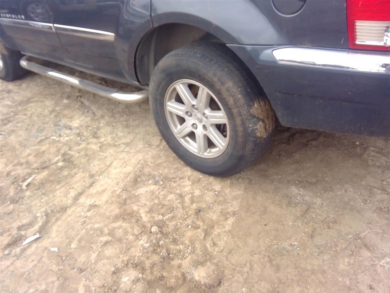 https://f005.backblazeb2.com/file/img-partshotlines-com/Inventory/EX366/Vehicle/11087_08.jpg