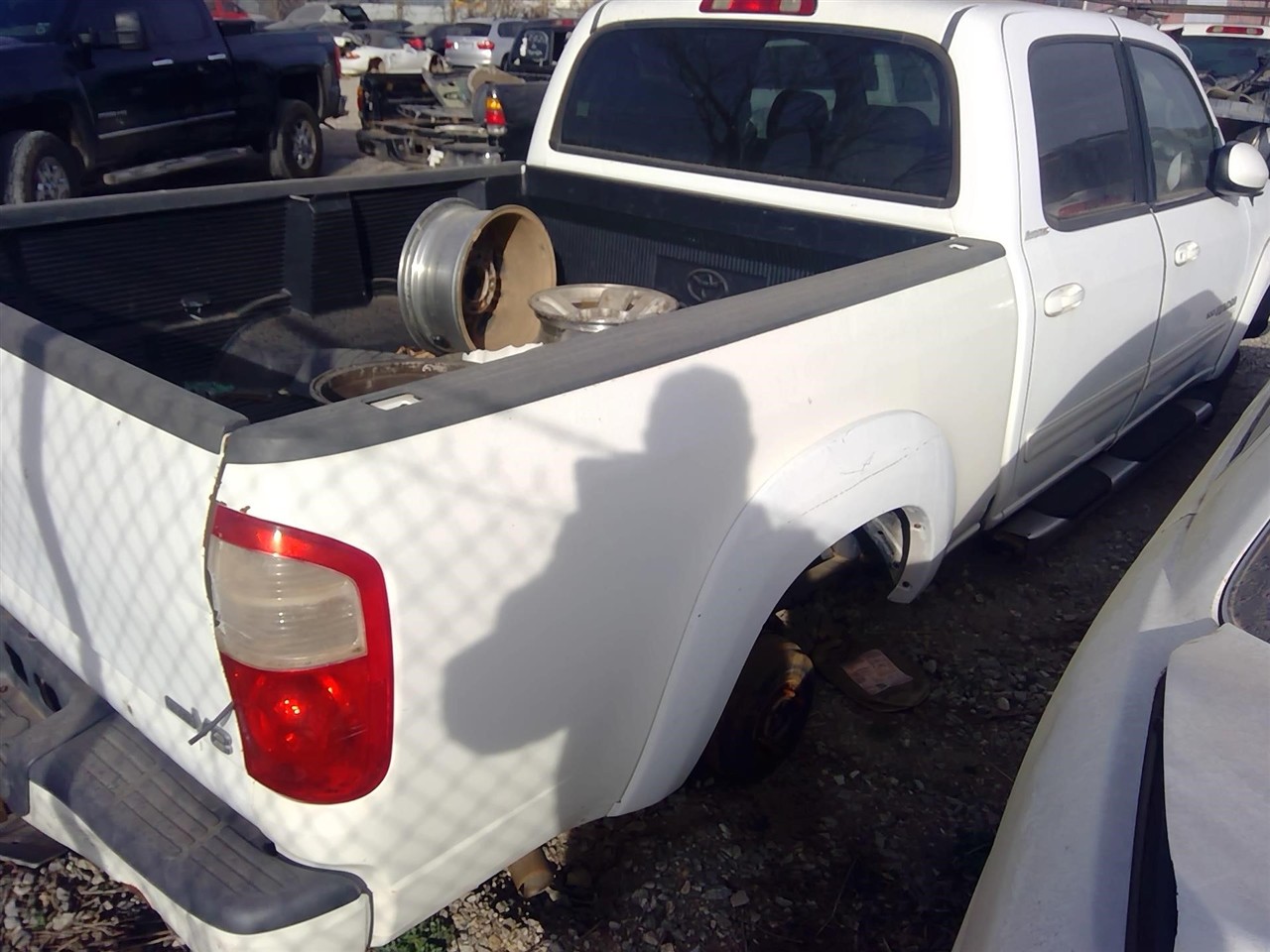 https://f005.backblazeb2.com/file/img-partshotlines-com/Inventory/EX366/Vehicle/11106_06.jpg