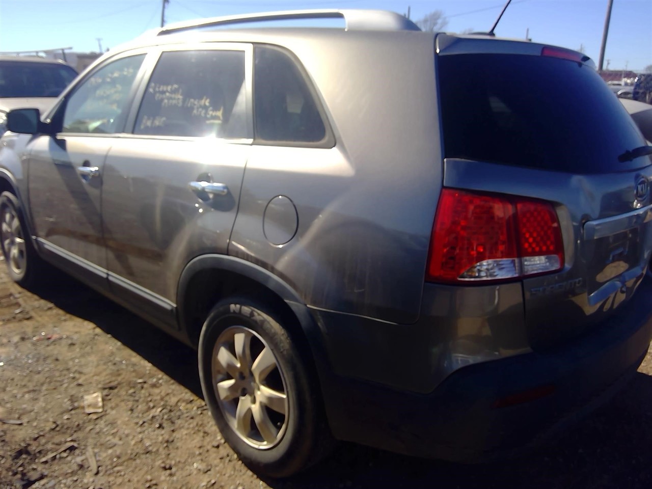 https://f005.backblazeb2.com/file/img-partshotlines-com/Inventory/EX366/Vehicle/11108_07.jpg