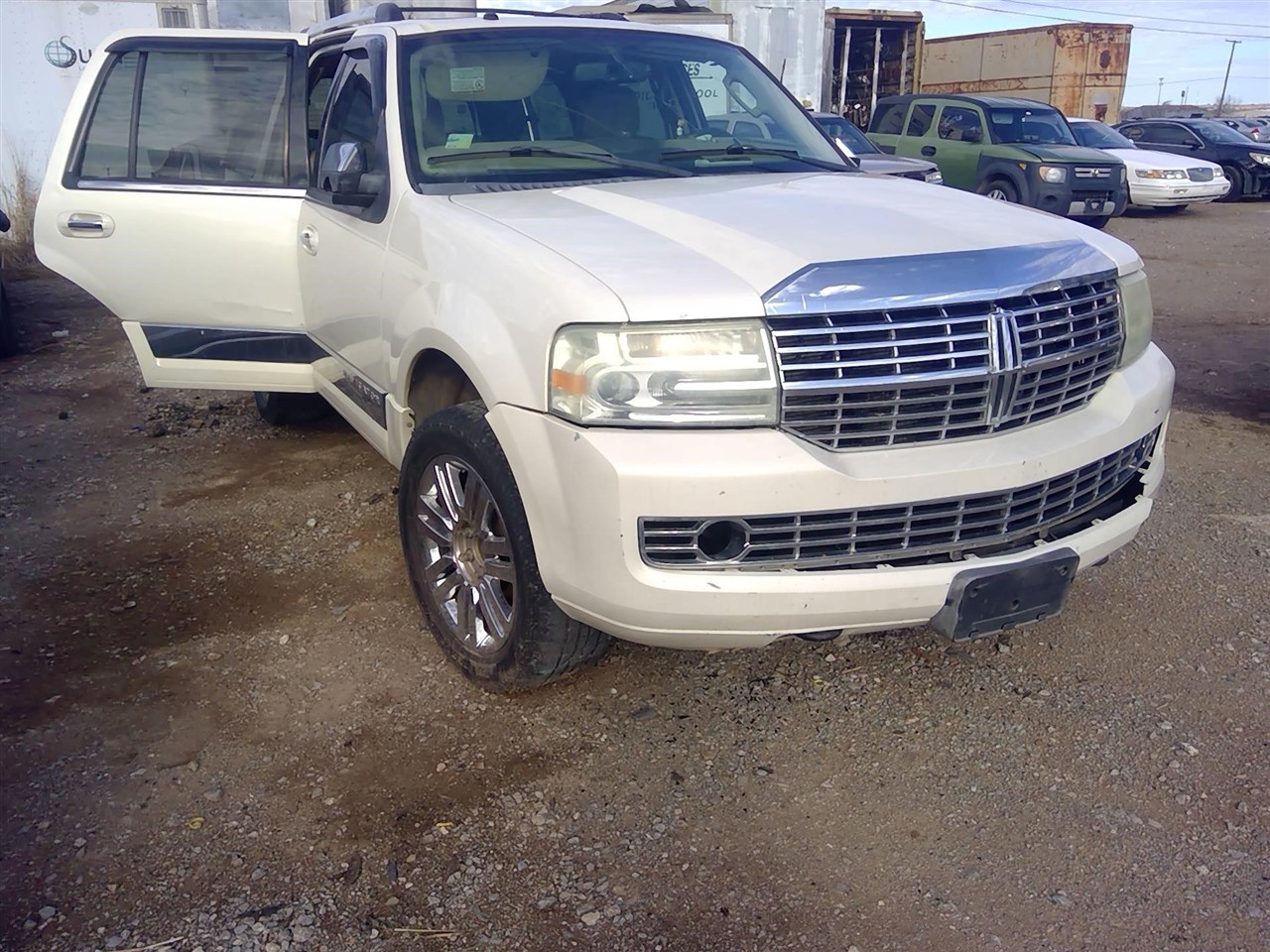https://f005.backblazeb2.com/file/img-partshotlines-com/Inventory/EX366/Vehicle/11145_06.jpg