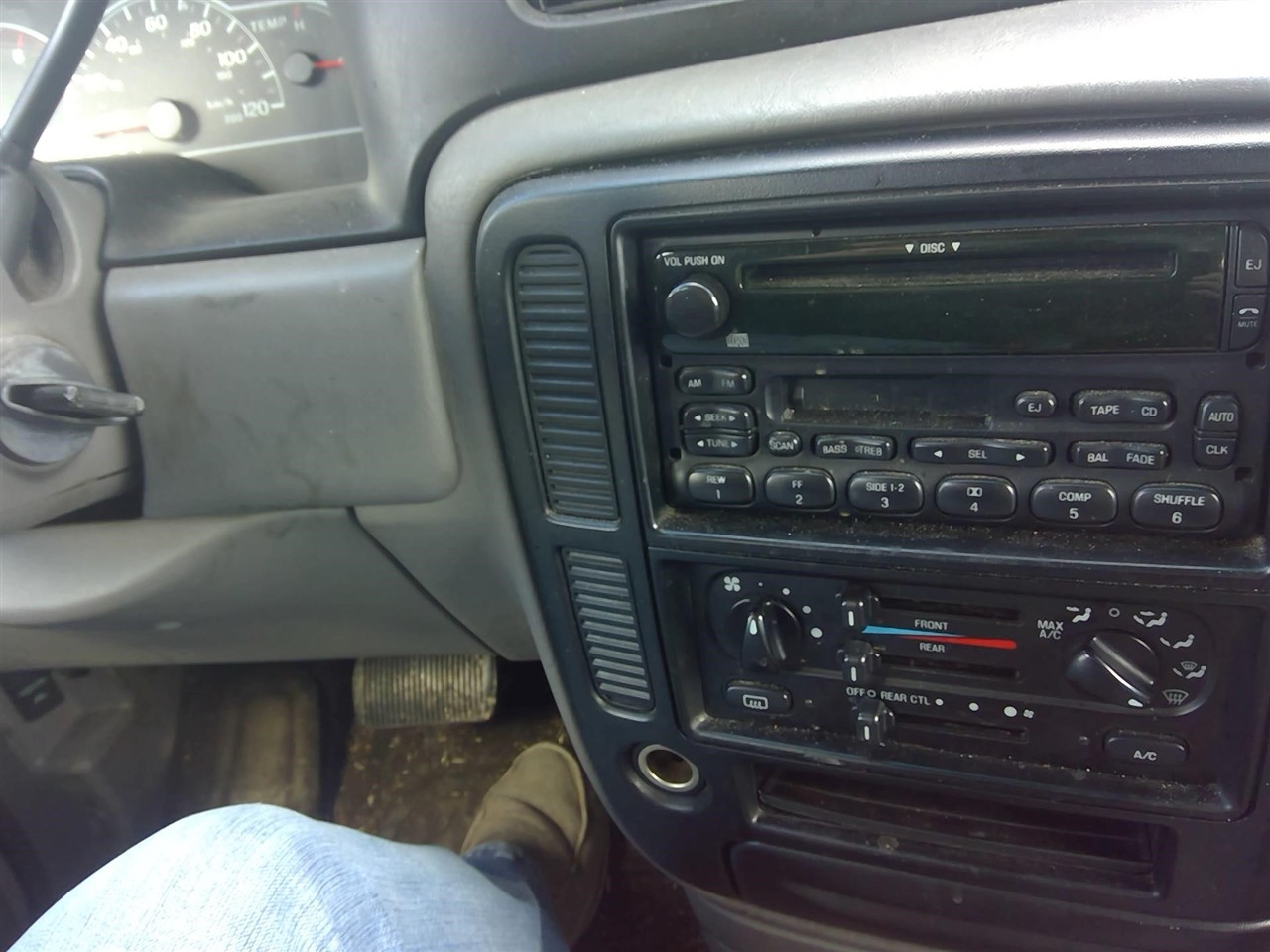 https://f005.backblazeb2.com/file/img-partshotlines-com/Inventory/EX366/Vehicle/11162_01.jpg