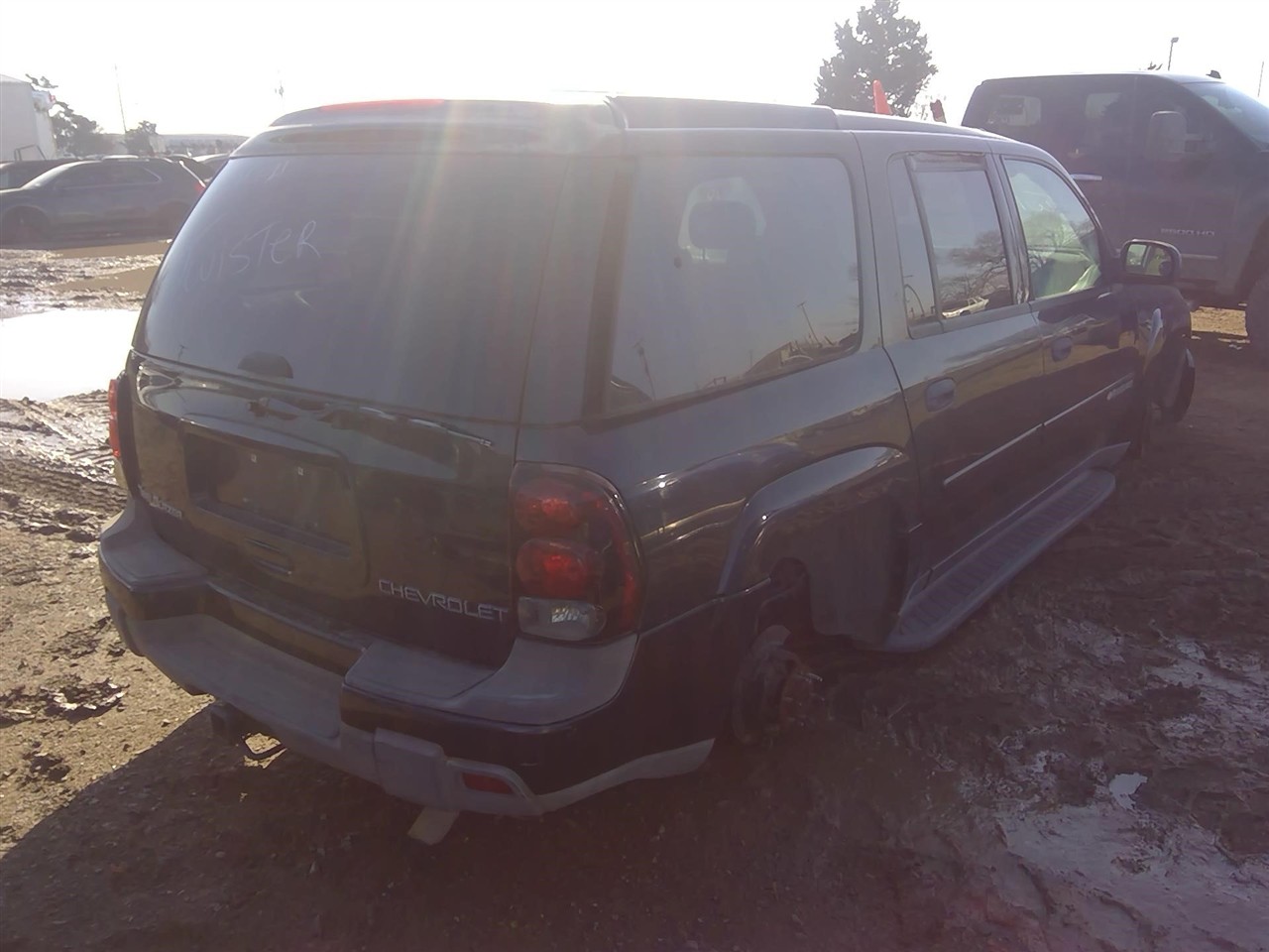 https://f005.backblazeb2.com/file/img-partshotlines-com/Inventory/EX366/Vehicle/11185_07.jpg