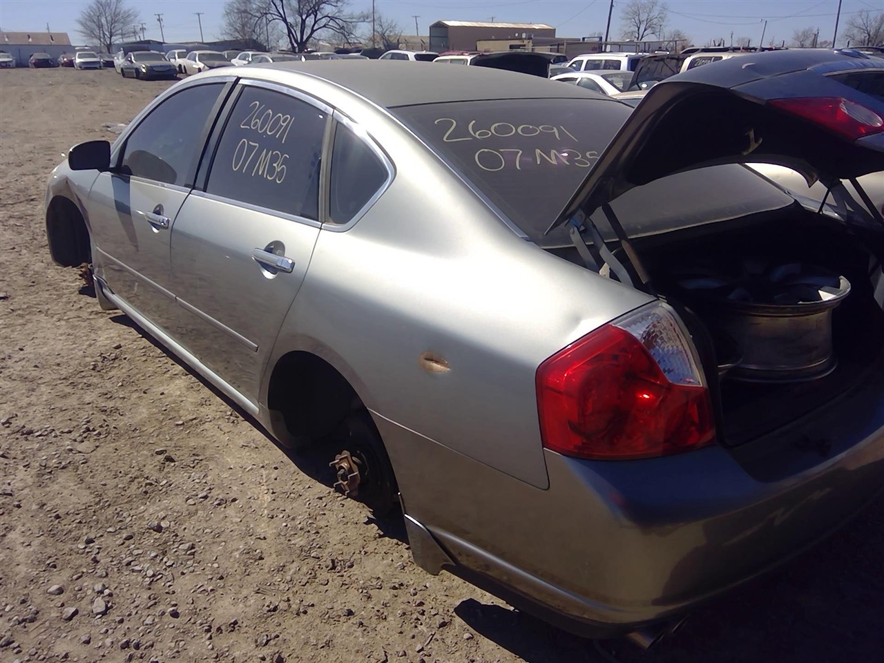 https://f005.backblazeb2.com/file/img-partshotlines-com/Inventory/EX366/Vehicle/11218_07.jpg
