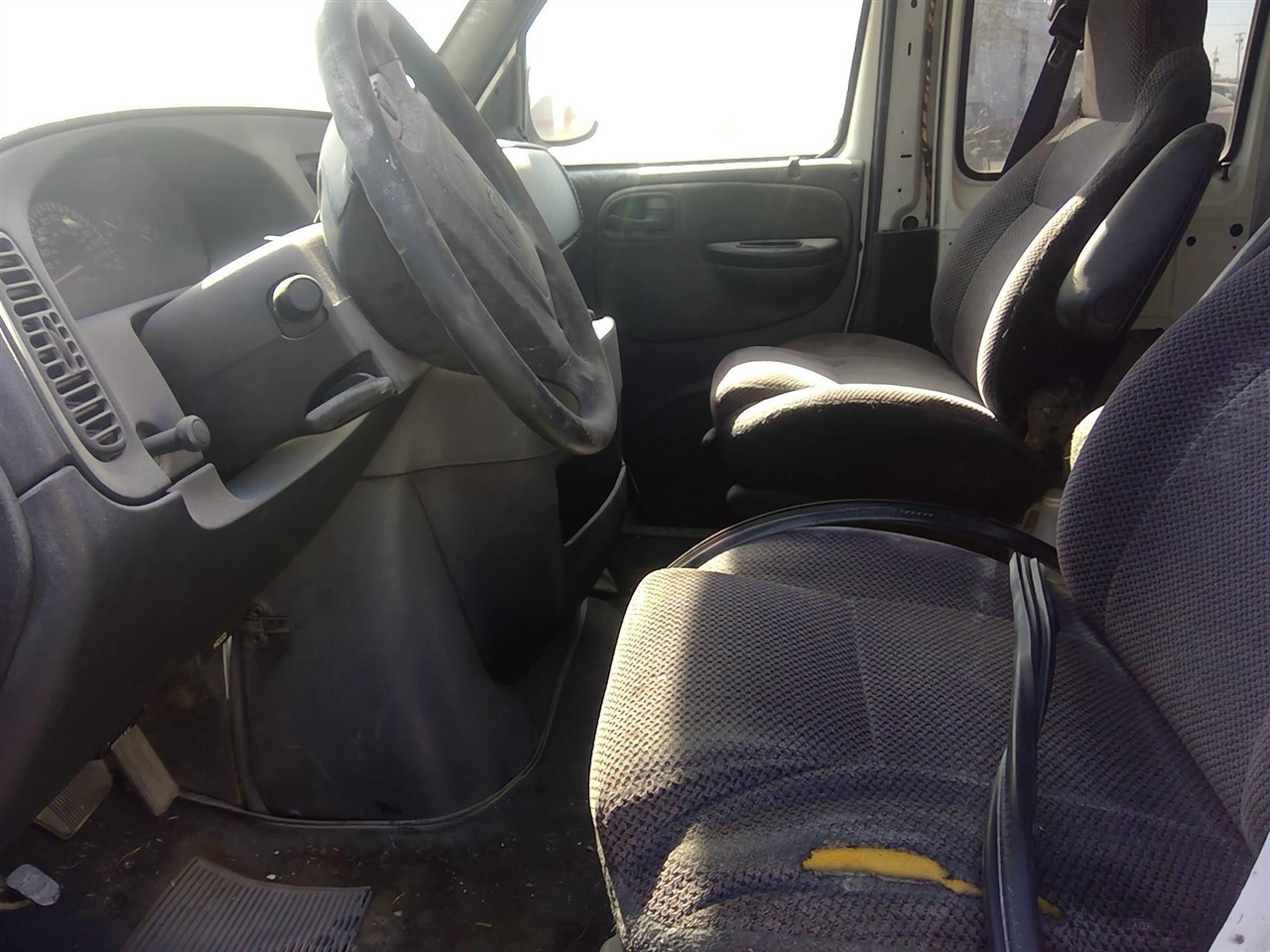 https://f005.backblazeb2.com/file/img-partshotlines-com/Inventory/EX366/Vehicle/11230_03.jpg