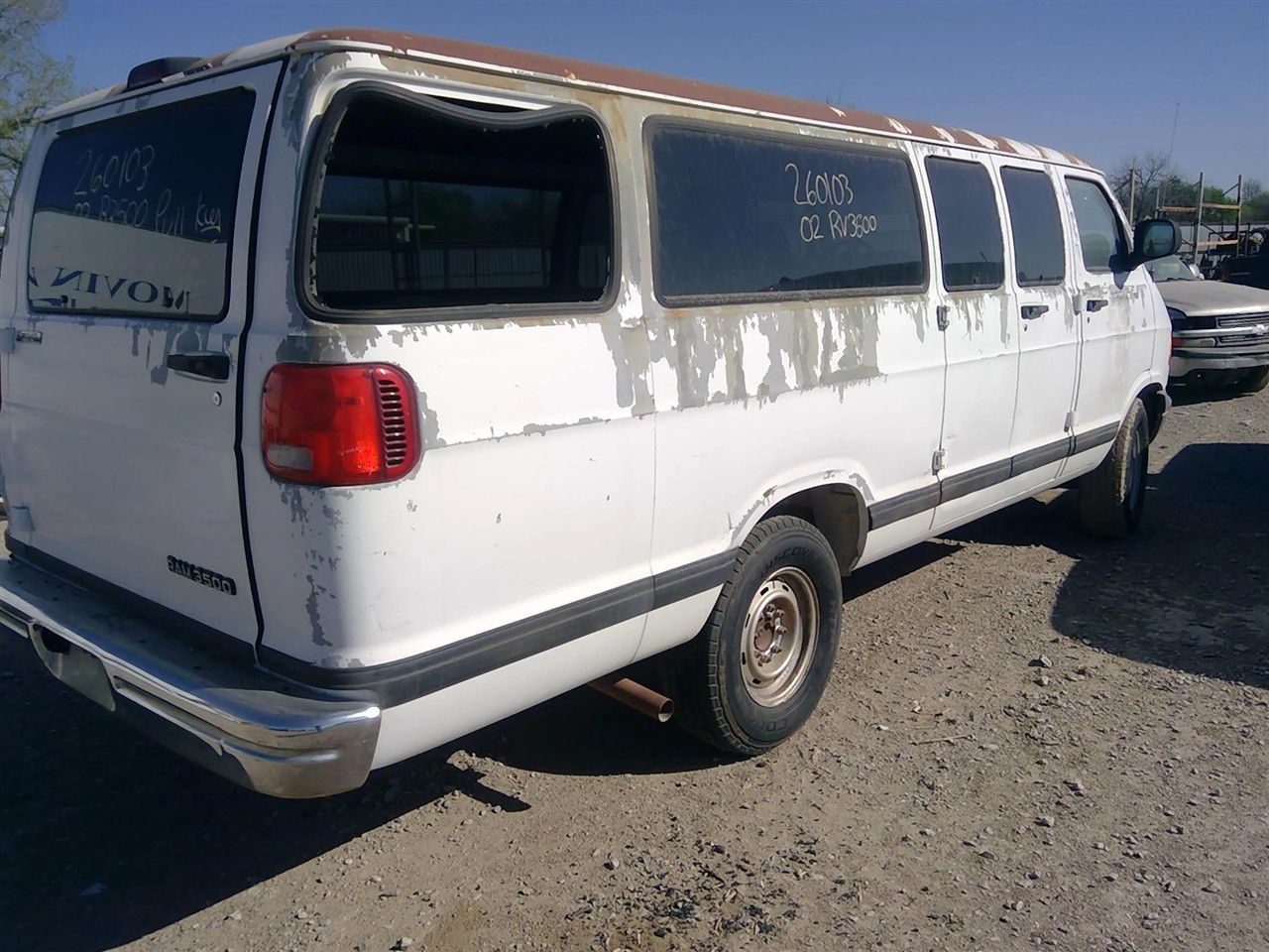 https://f005.backblazeb2.com/file/img-partshotlines-com/Inventory/EX366/Vehicle/11230_07.jpg
