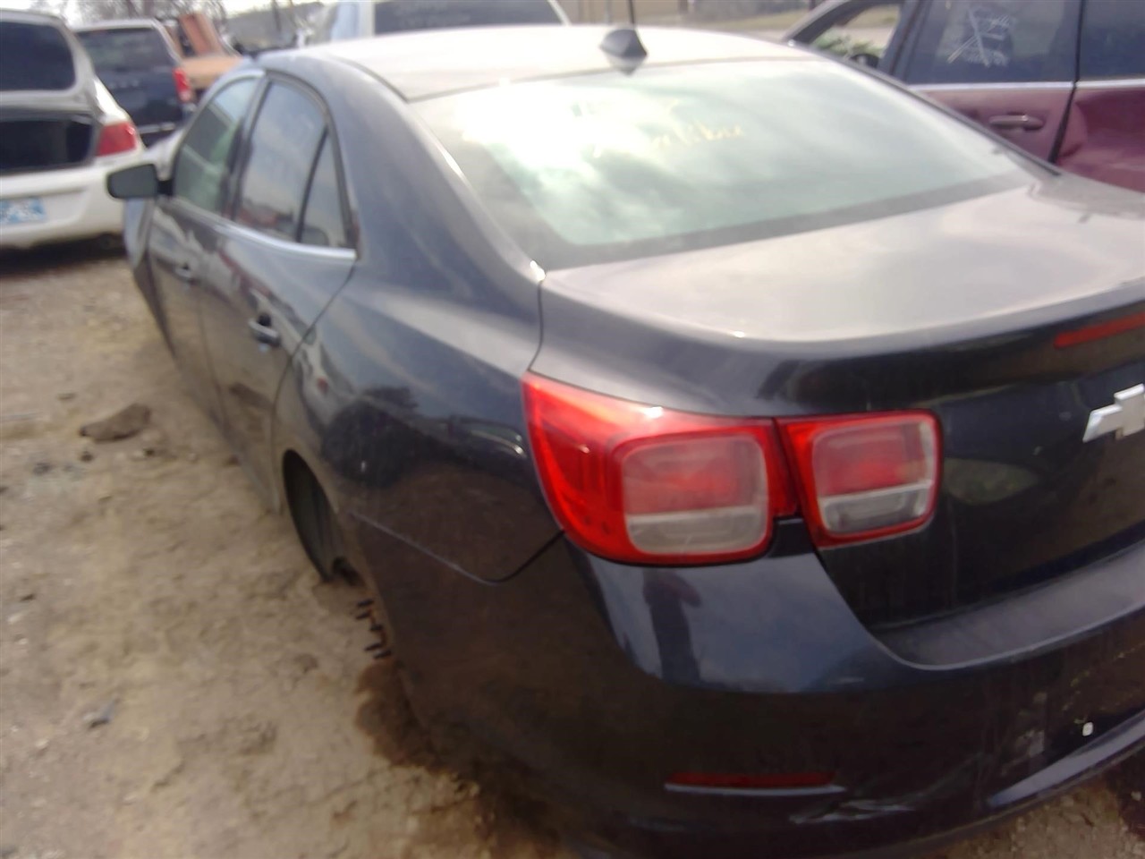 https://f005.backblazeb2.com/file/img-partshotlines-com/Inventory/EX366/Vehicle/11246_06.jpg